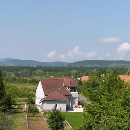 Balatuniversum Apartmanhouse Apartman