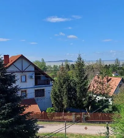 Balatuniversum Apartmanhouse Apartman *