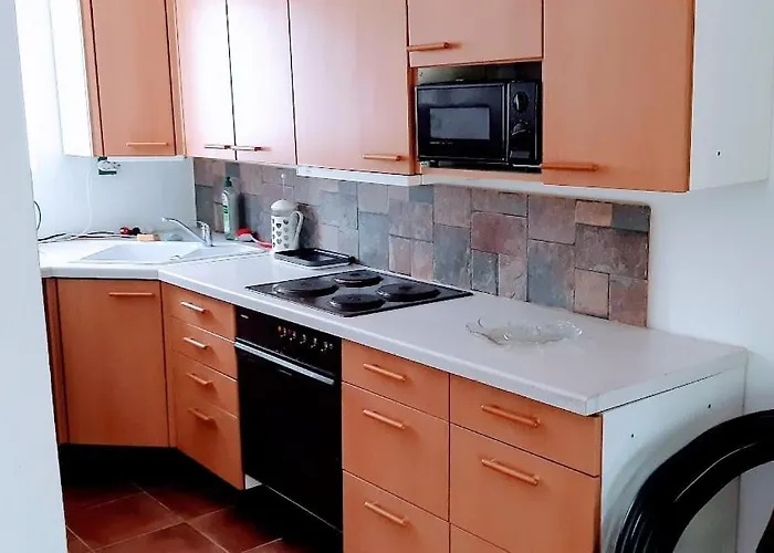 Balatuniversum Apartmanhouse Révfülöp