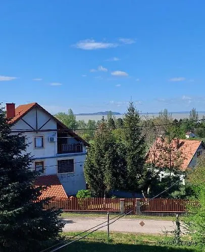 Balatuniversum Apartmanhouse Lägenhet *