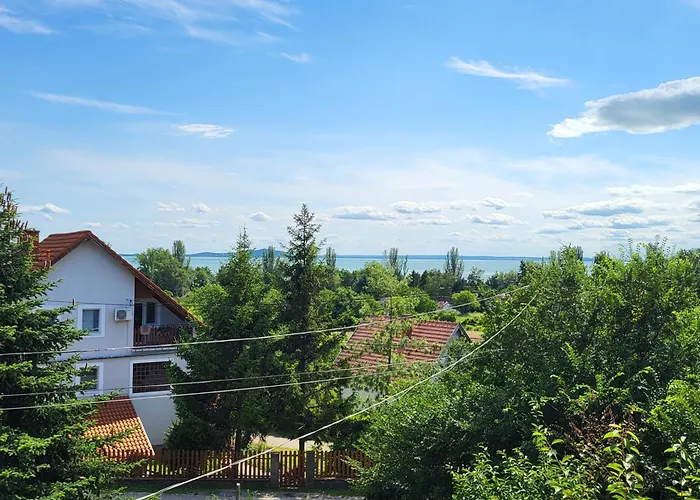 Balatuniversum Apartmanhouse Lägenhet