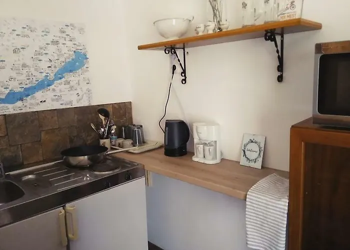 Lägenhet Balatuniversum Apartmanhouse Révfülöp