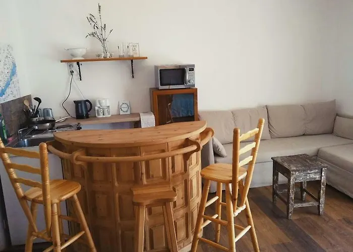Lägenhet Balatuniversum Apartmanhouse Révfülöp