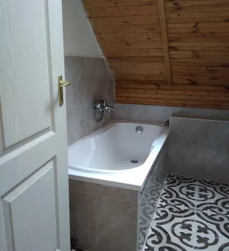 Balatuniversum Apartmanhouse